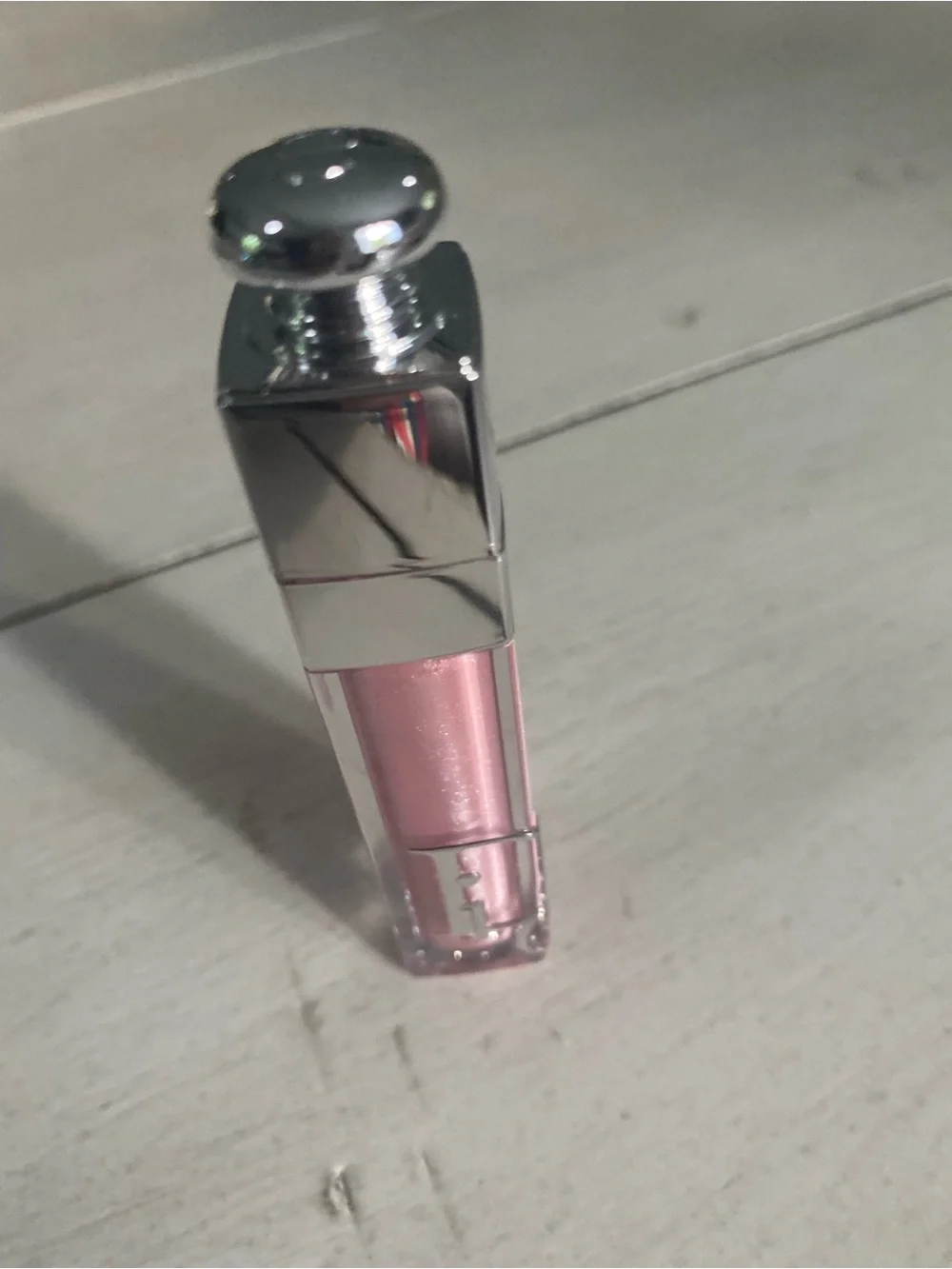 Dior Addict  Shimmer Lip Maximizer Gloss in shade 10.